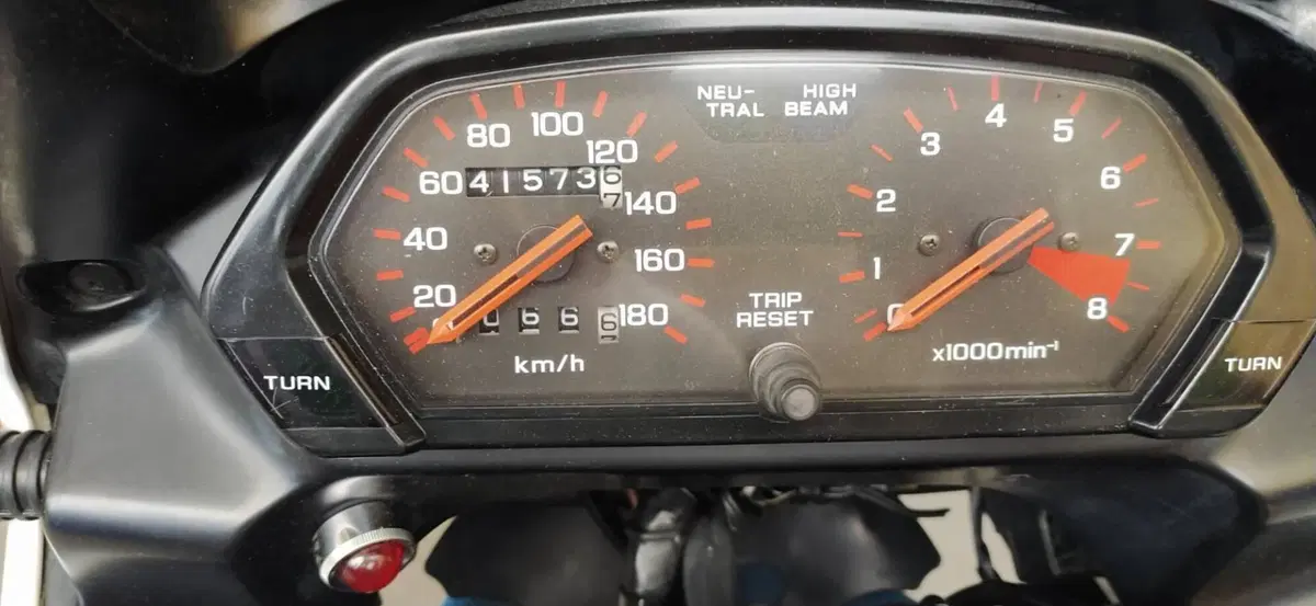 Honda NX 650 Dominator (1991 - 95) (4)
