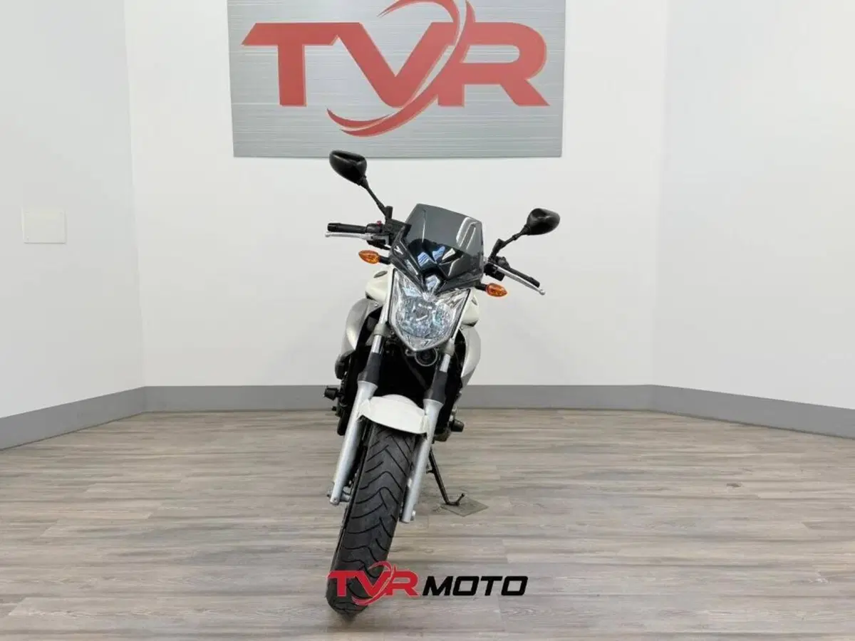 Yamaha XJ6 (2008 - 15) (3)