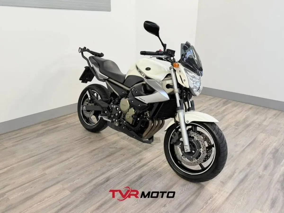 Yamaha XJ6 (2008 - 15)