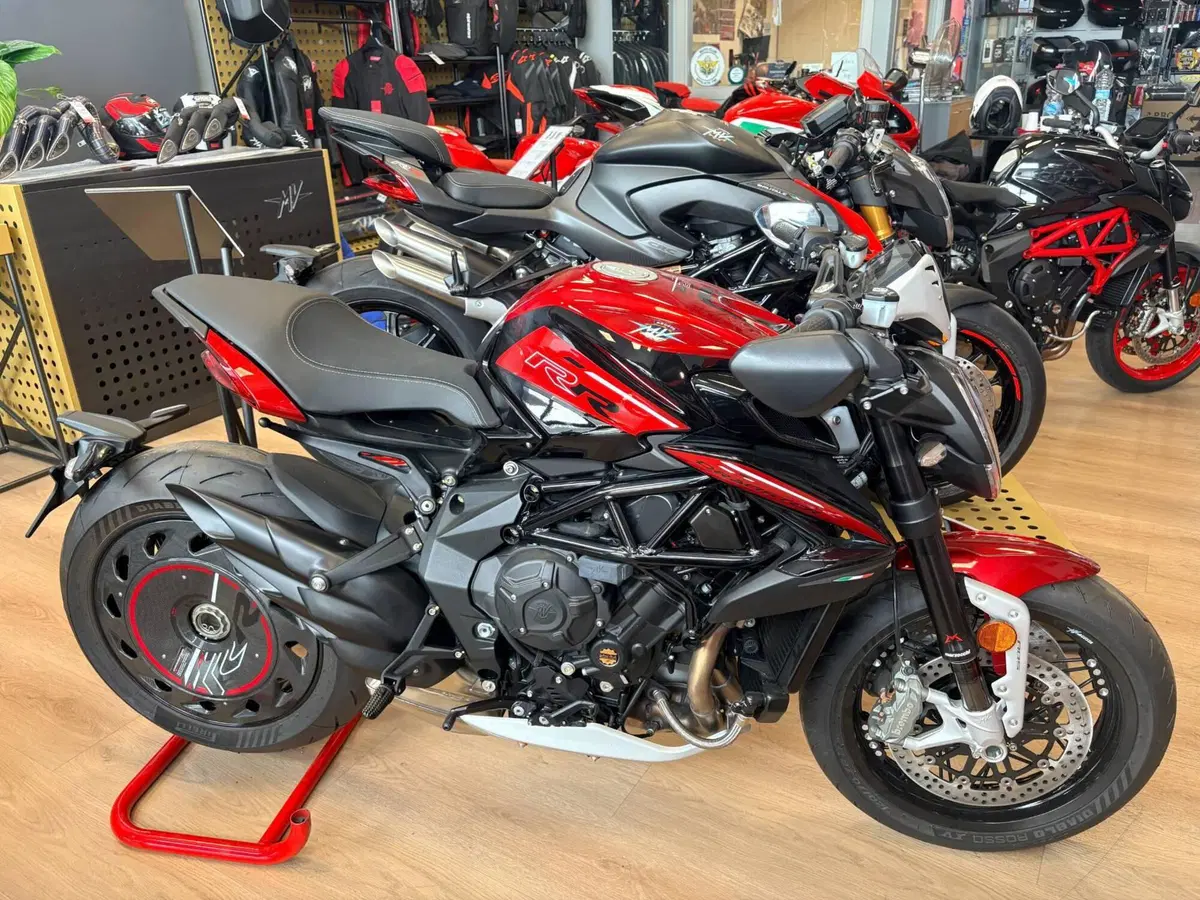 MV Agusta Dragster 800 RR SCS (2021 - 25)