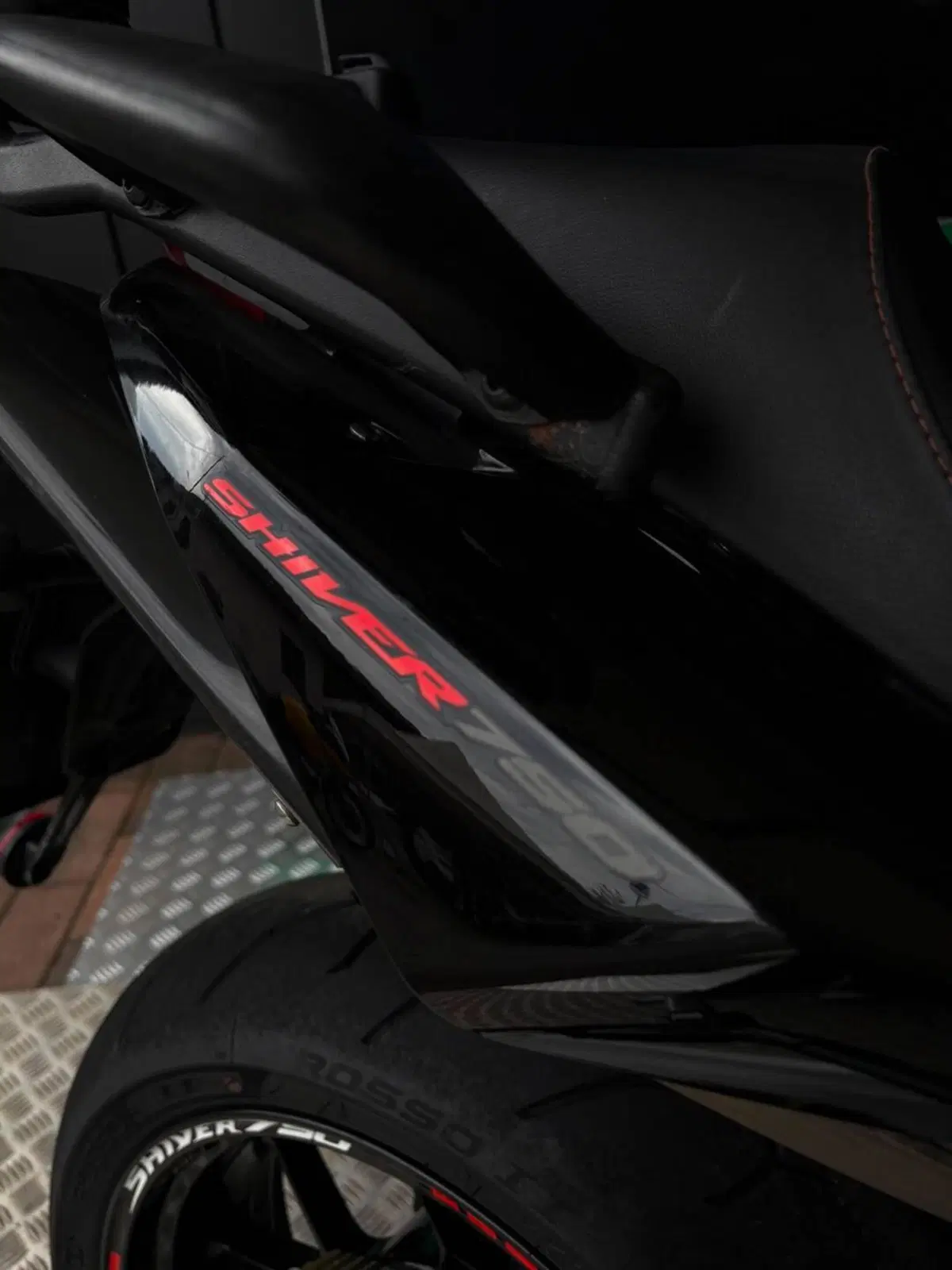 Aprilia Shiver 750 ABS (2010 - 17) (15)