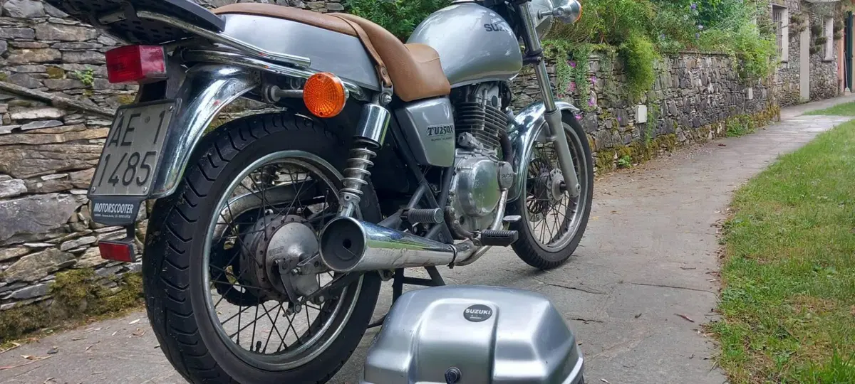 Suzuki TU 250 XX Super Classic (1996 - 00) (4)