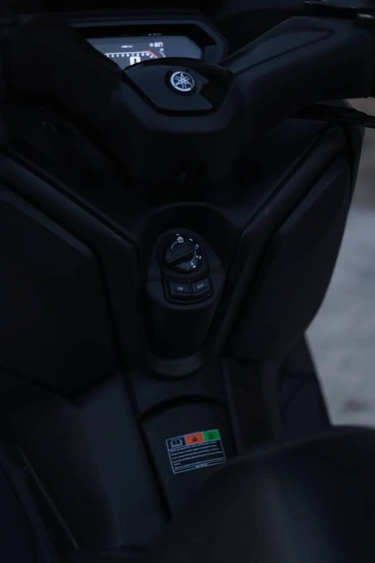 Yamaha X-Max 300 (2021 - 24) (2)