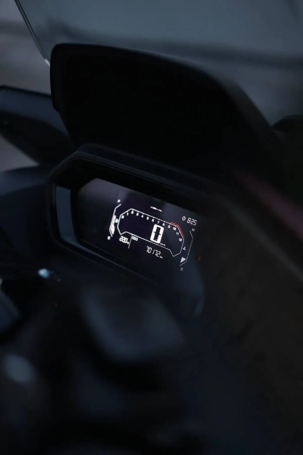 Yamaha X-Max 300 (2021 - 24) (8)