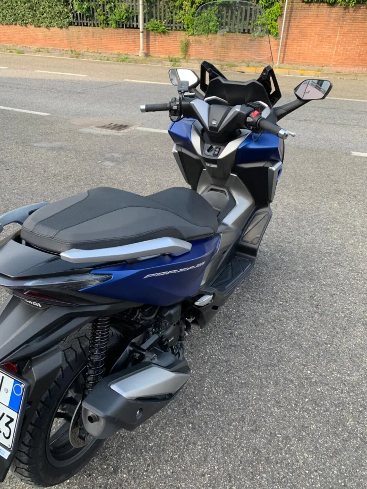 Honda Forza 350 (2022 - 24) (8)