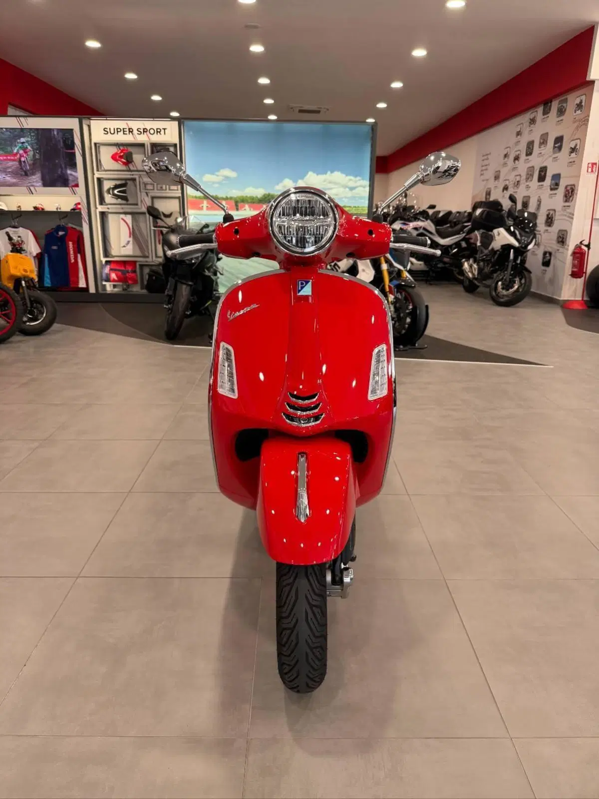 Vespa GTS 125 Super (2025 - 26) (5)