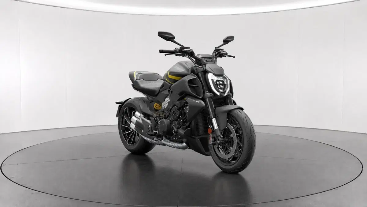 Ducati Diavel V4 (2023 - 26) (5)