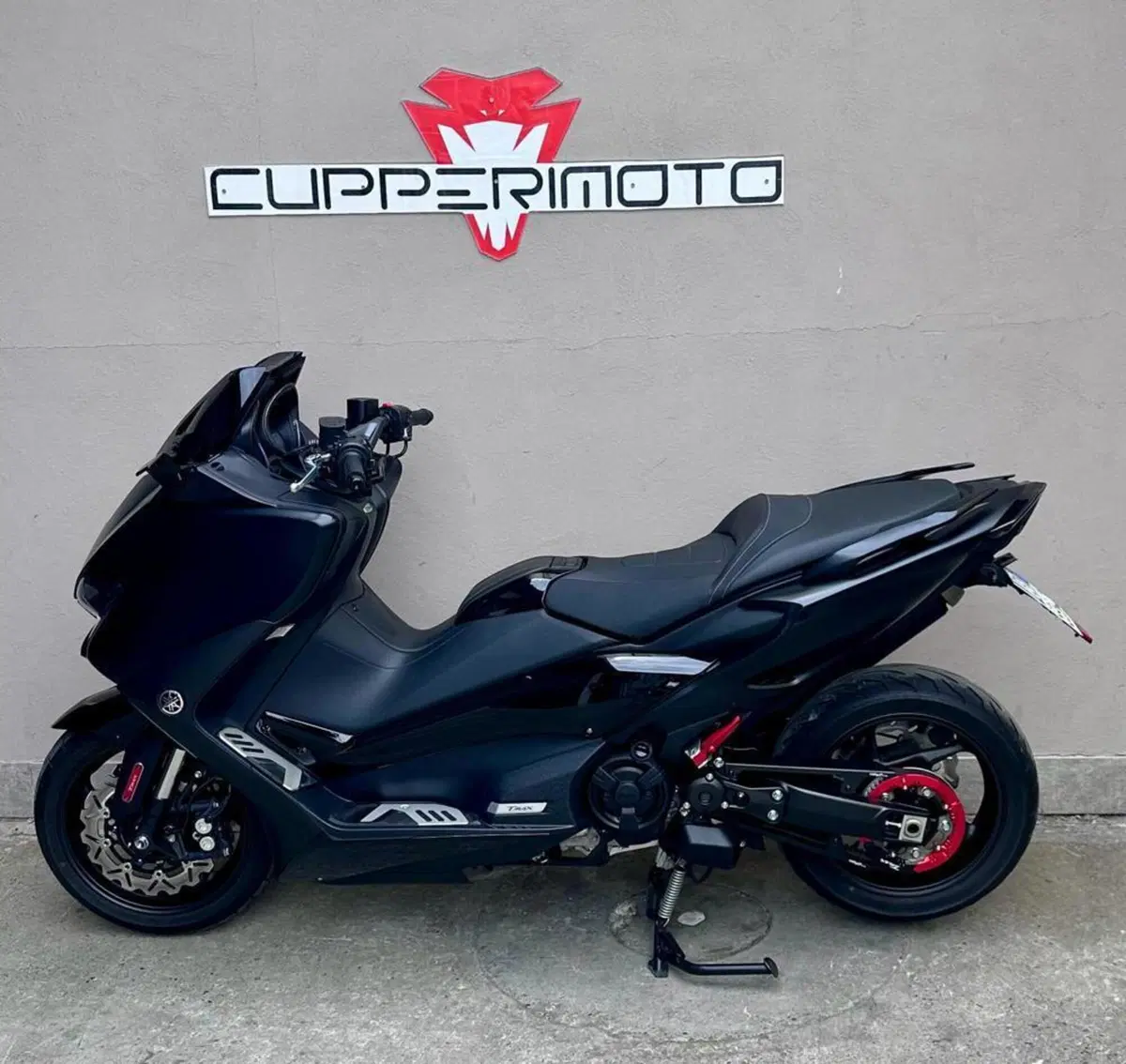 Yamaha T-Max 560 (2020 - 21) (2)