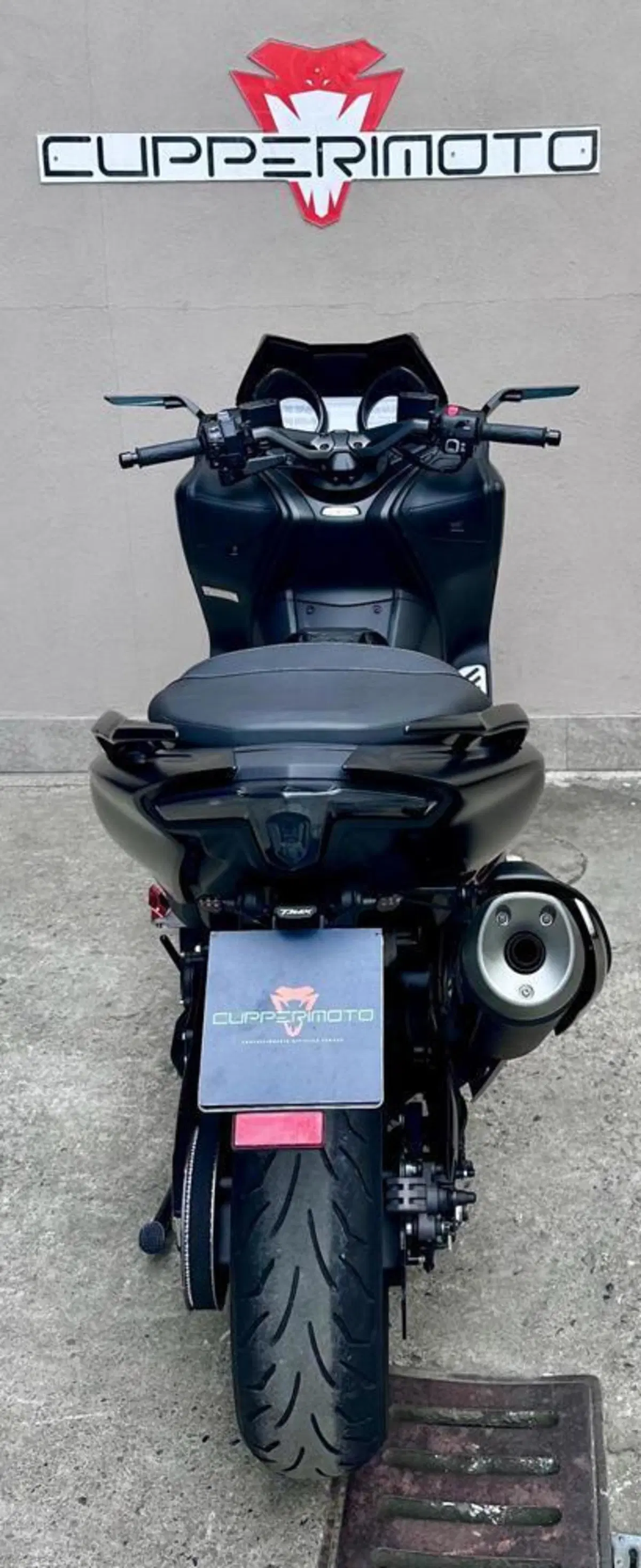 Yamaha T-Max 560 (2020 - 21) (4)