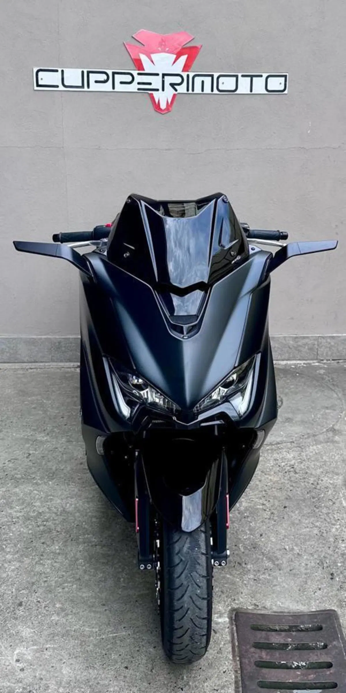 Yamaha T-Max 560 (2020 - 21) (3)