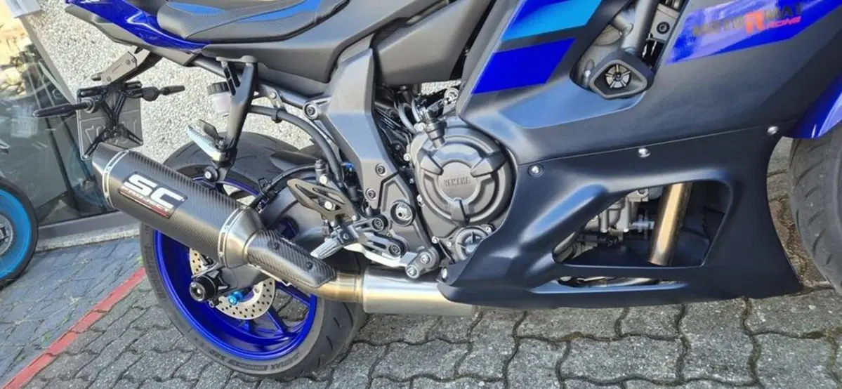 Yamaha YZF R7 (2021 - 25) (6)