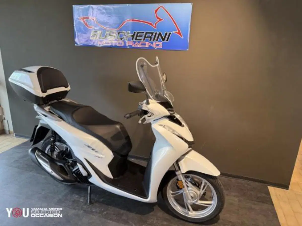 Honda SH 150i (2020 - 23) (2)