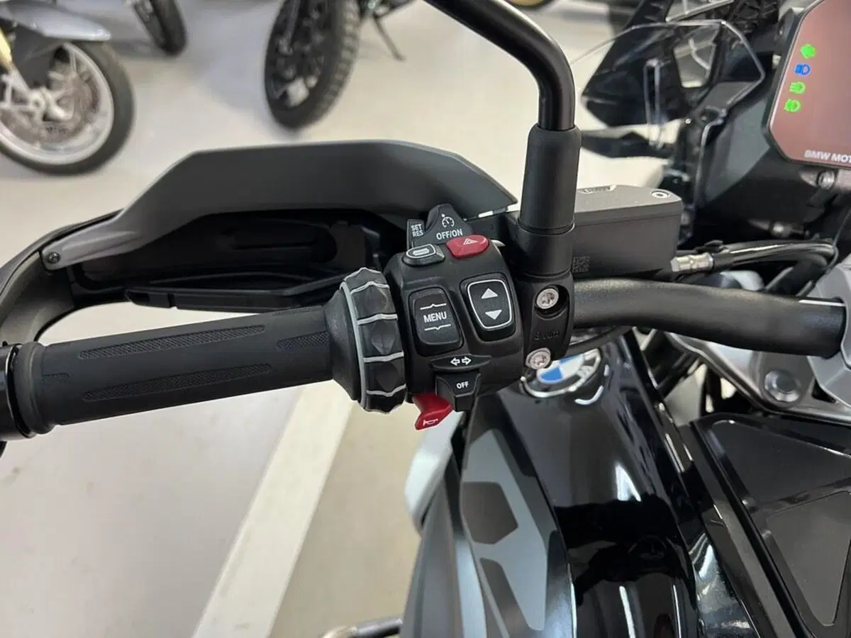 Bmw R 1300 GS (2023 - 26) (7)