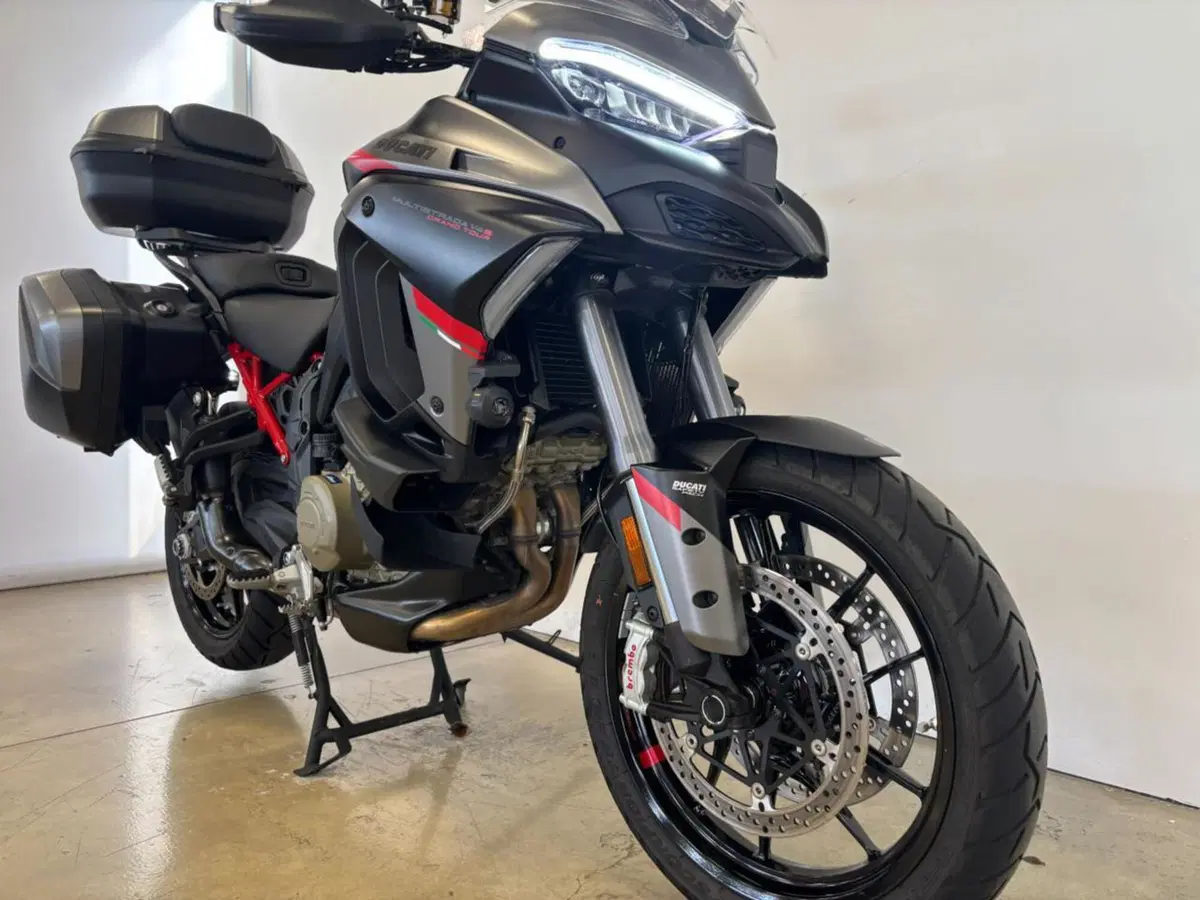 Ducati Multistrada V4 S Grand Tour (2024) (3)