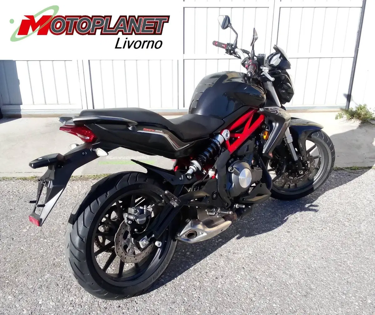 Benelli BN 302 (2017 - 19) (7)