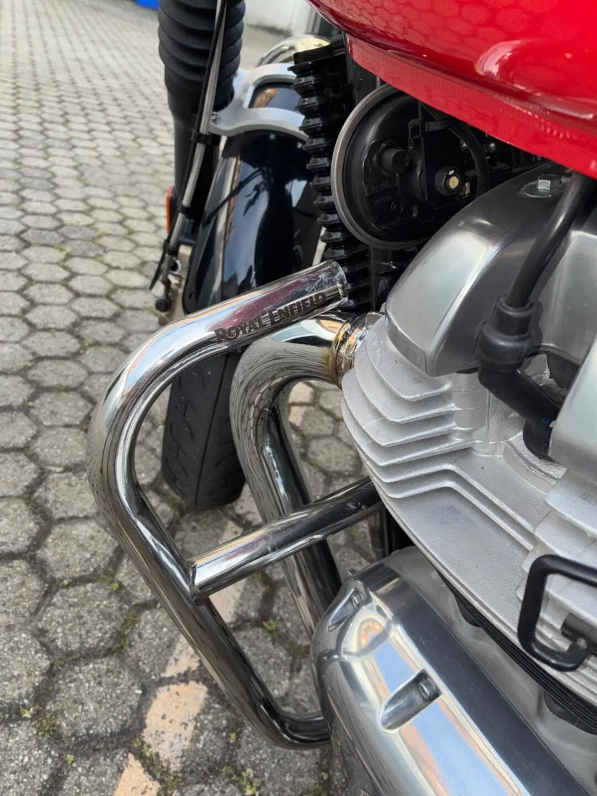 Royal Enfield Interceptor 650 (2021 - 26) (4)