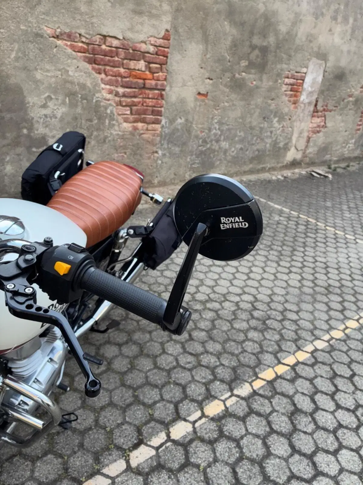 Royal Enfield Interceptor 650 (2021 - 26) (6)