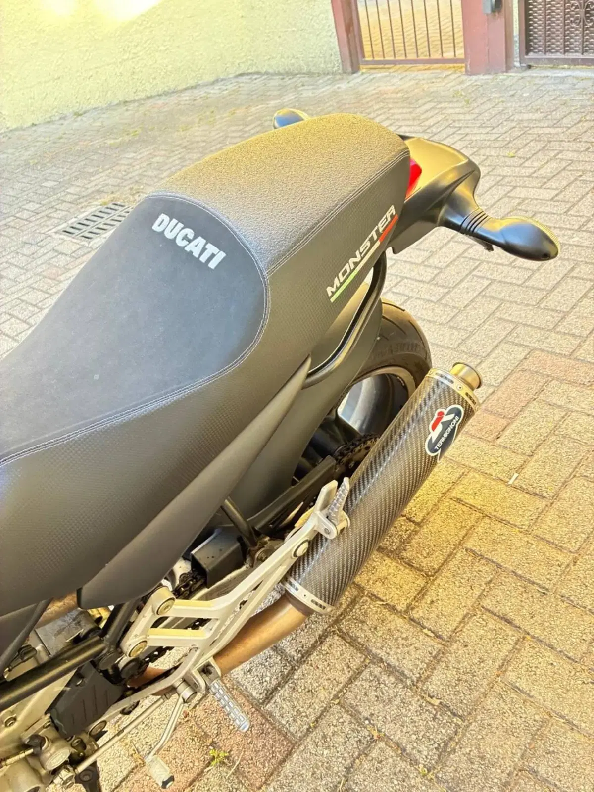 Ducati Monster 900 City I.E. (1999 - 02) (11)