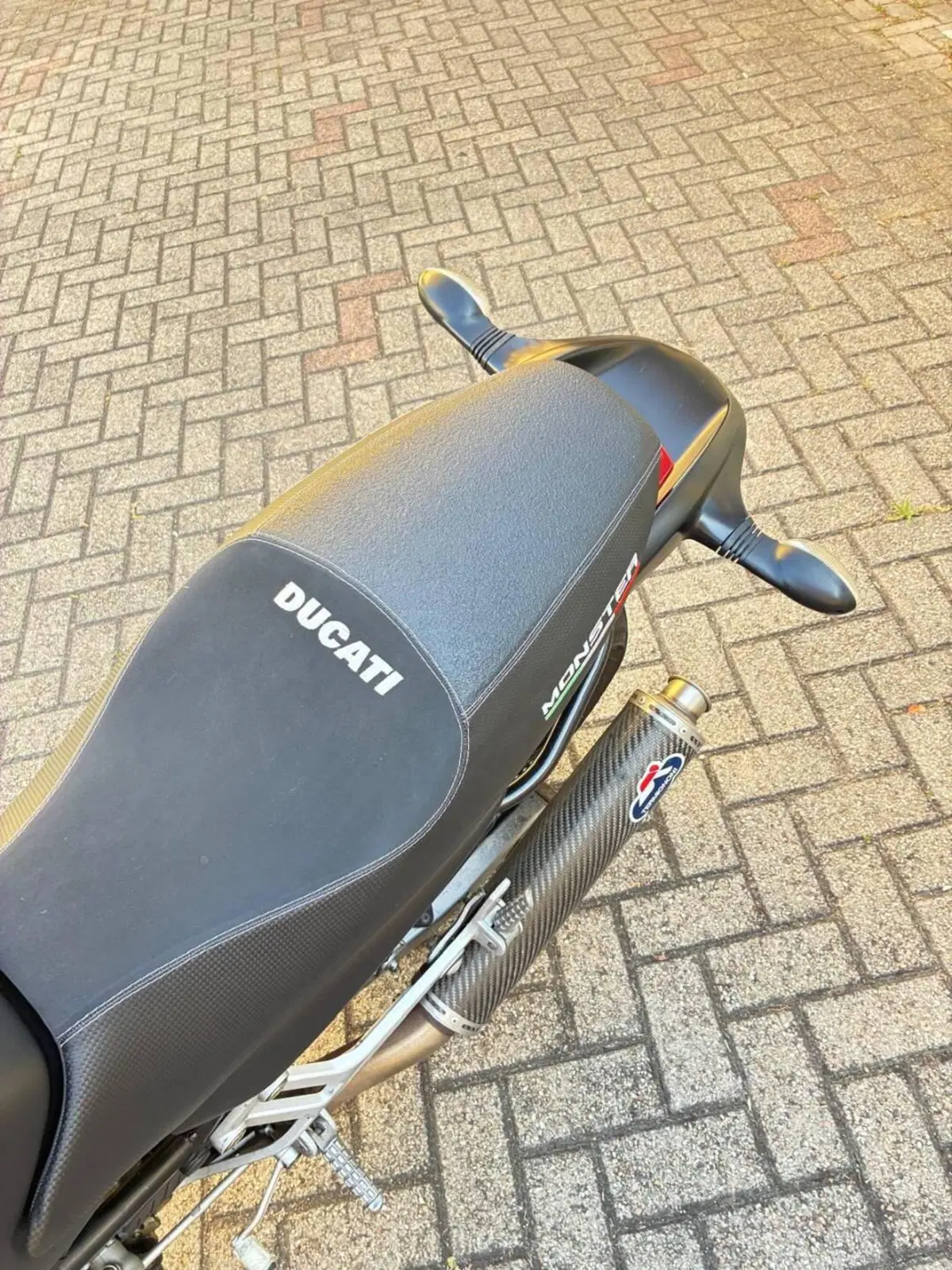 Ducati Monster 900 City I.E. (1999 - 02) (20)