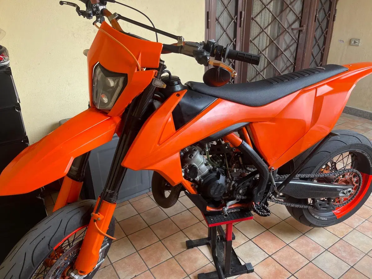 KTM 125 EXC Six Days (2016) (11)