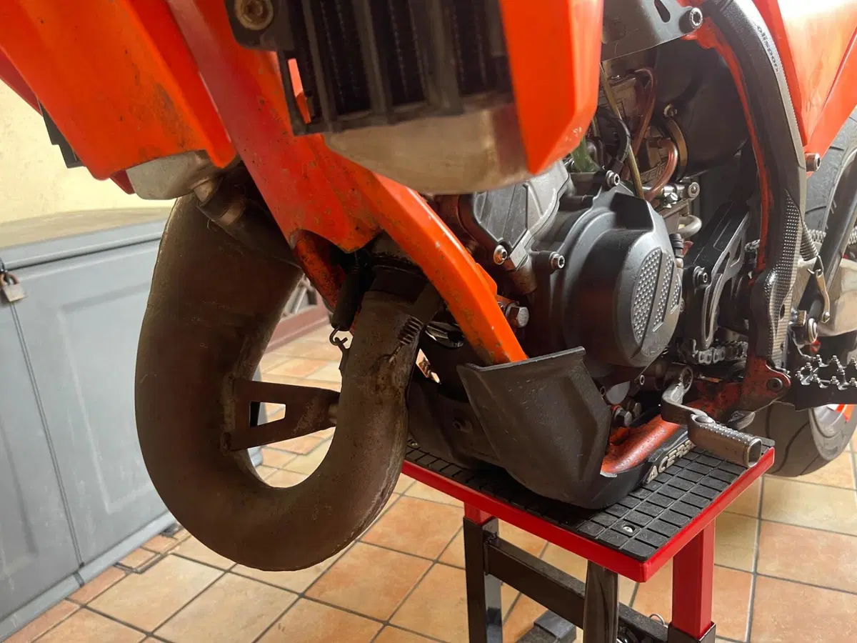 KTM 125 EXC Six Days (2016) (16)