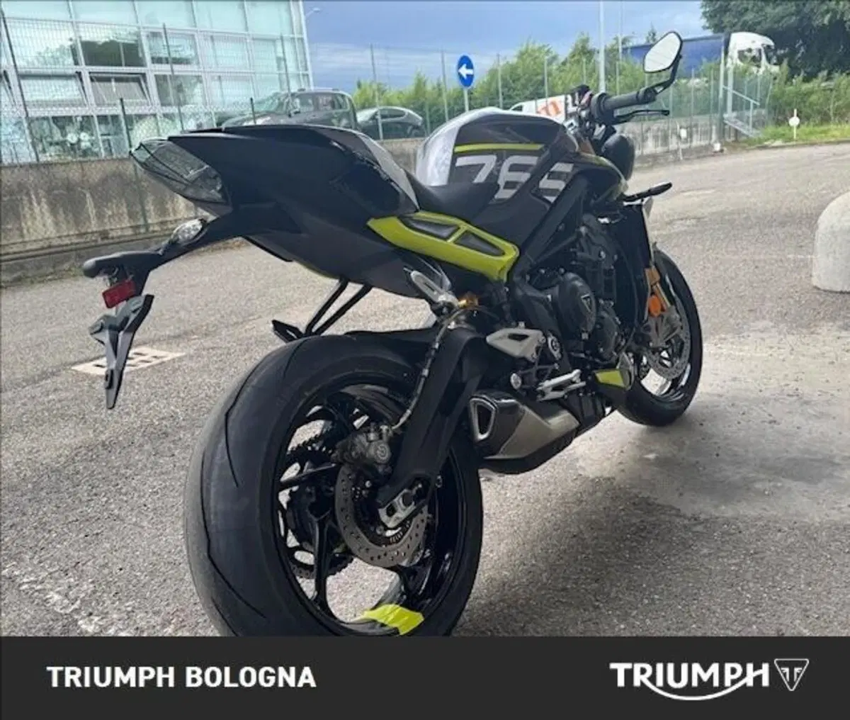Triumph Street Triple 765 Moto2 (2026) (7)