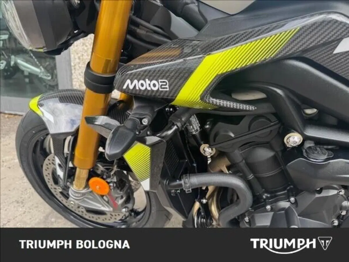 Triumph Street Triple 765 Moto2 (2026) (2)