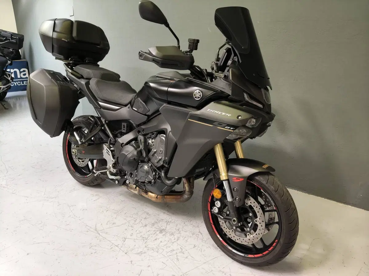 Yamaha Tracer 9 GT Y-AMT (2025 - 26) (3)