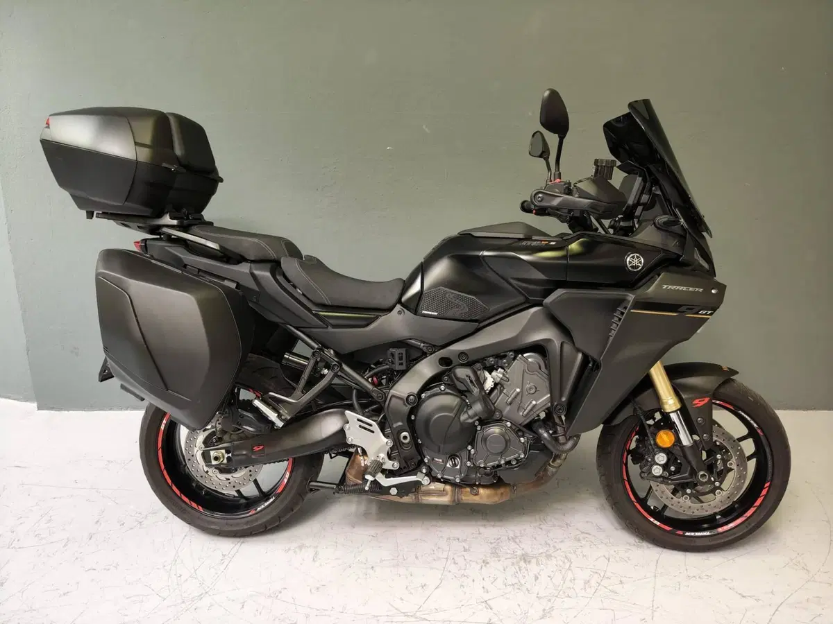 Yamaha Tracer 9 GT Y-AMT (2025 - 26)