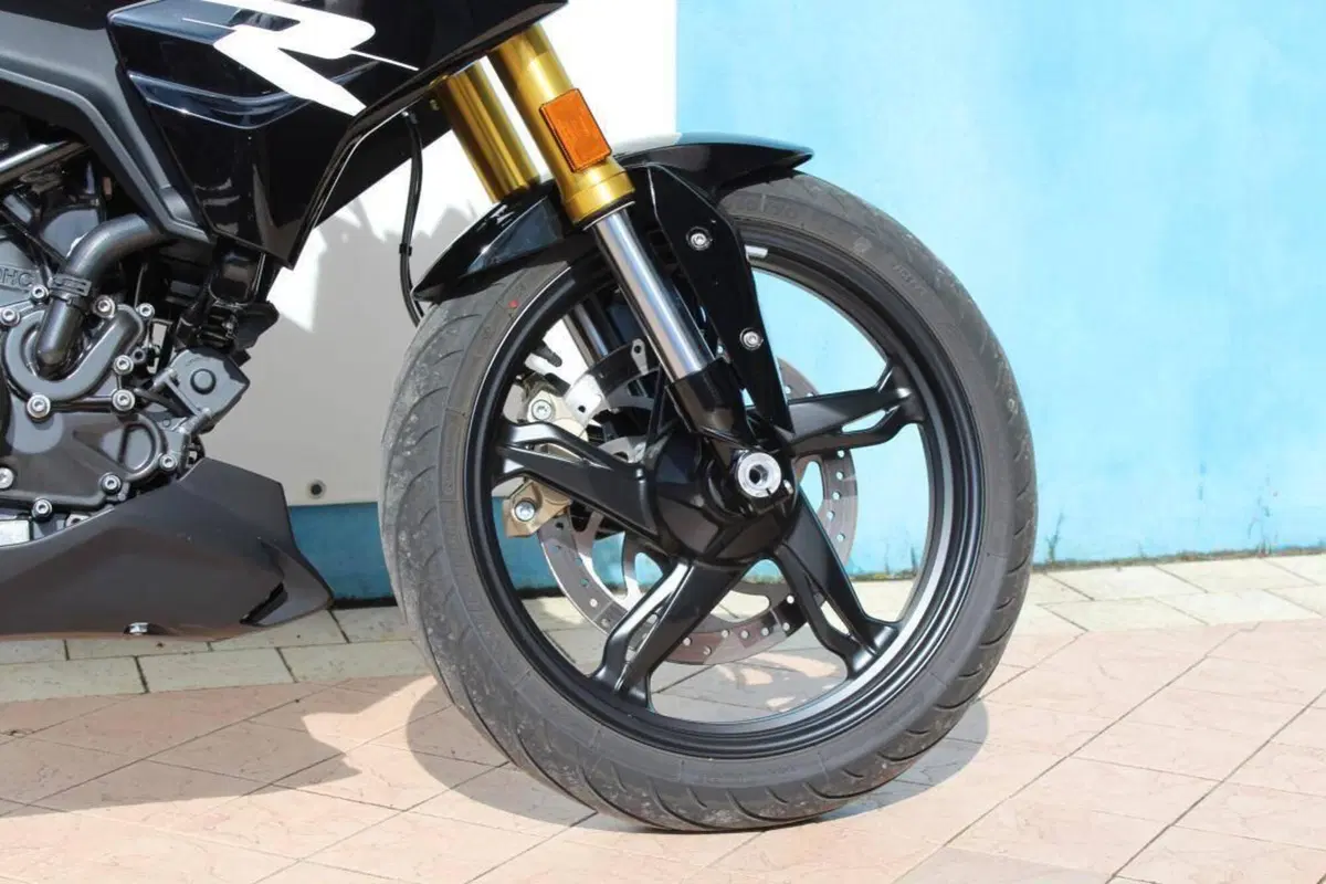 Bmw G 310 R (2021 - 25) (6)