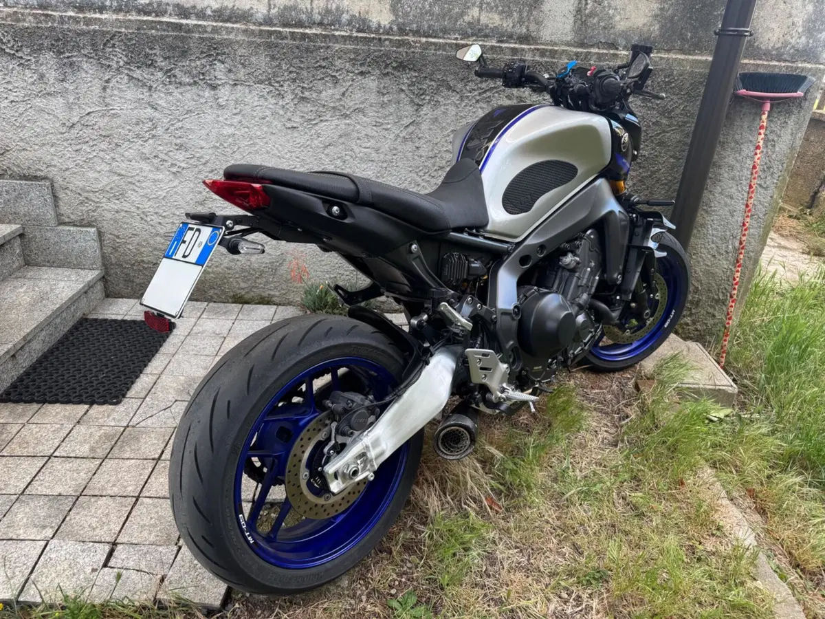 Yamaha MT-09 SP (2021 - 23) (2)