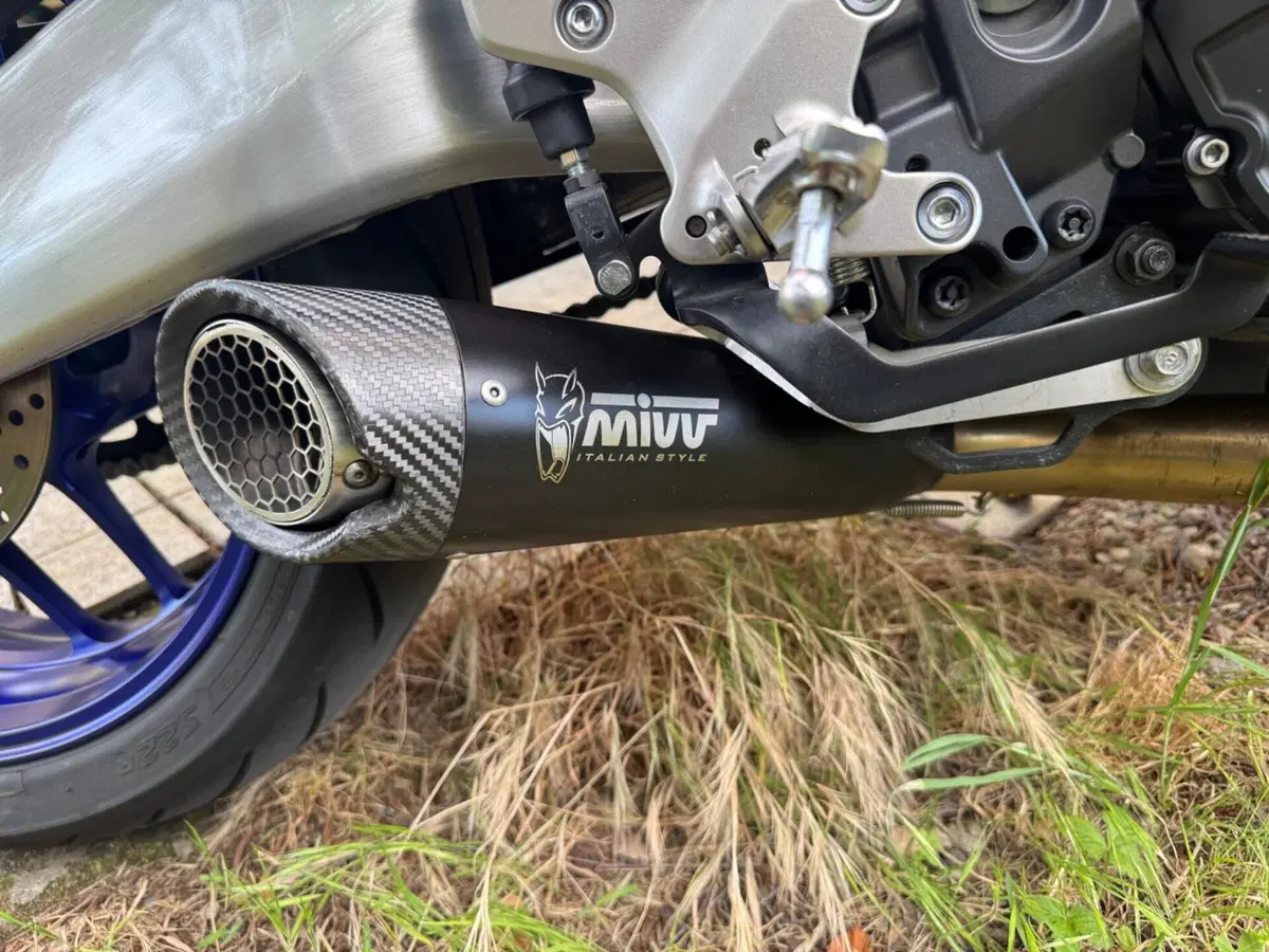 Yamaha MT-09 SP (2021 - 23) (4)