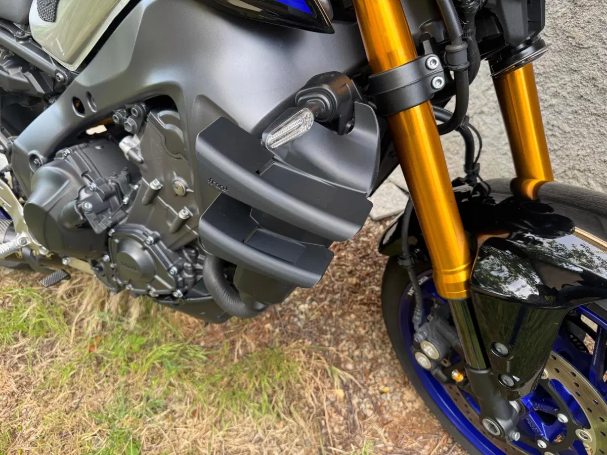 Yamaha MT-09 SP (2021 - 23) (5)