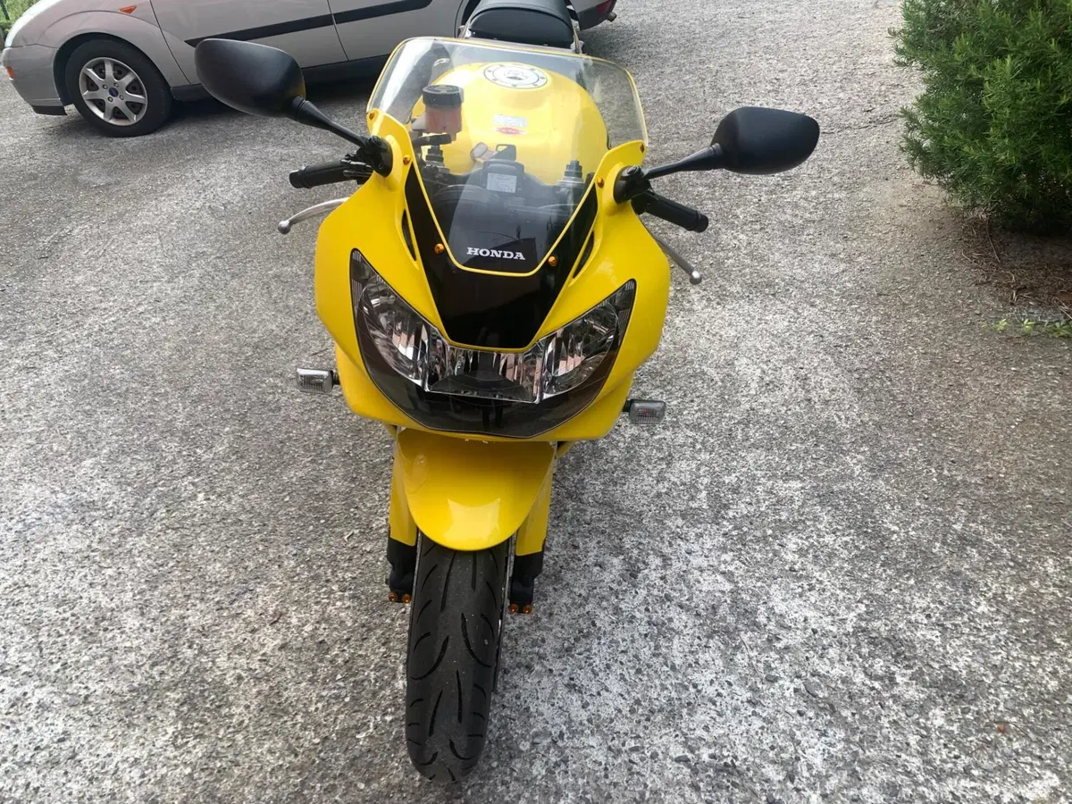 Honda CBR 900 RR Fireblade (2000 - 01) (4)