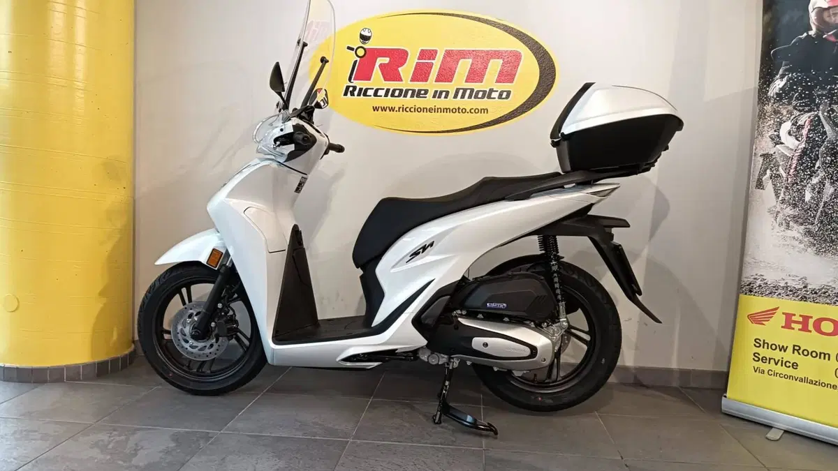 Honda SH 125 (2026) (4)
