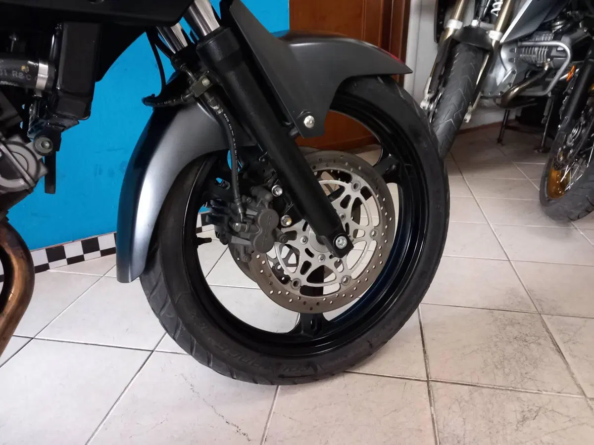 Suzuki V-Strom 650DL (2004 - 06) (18)