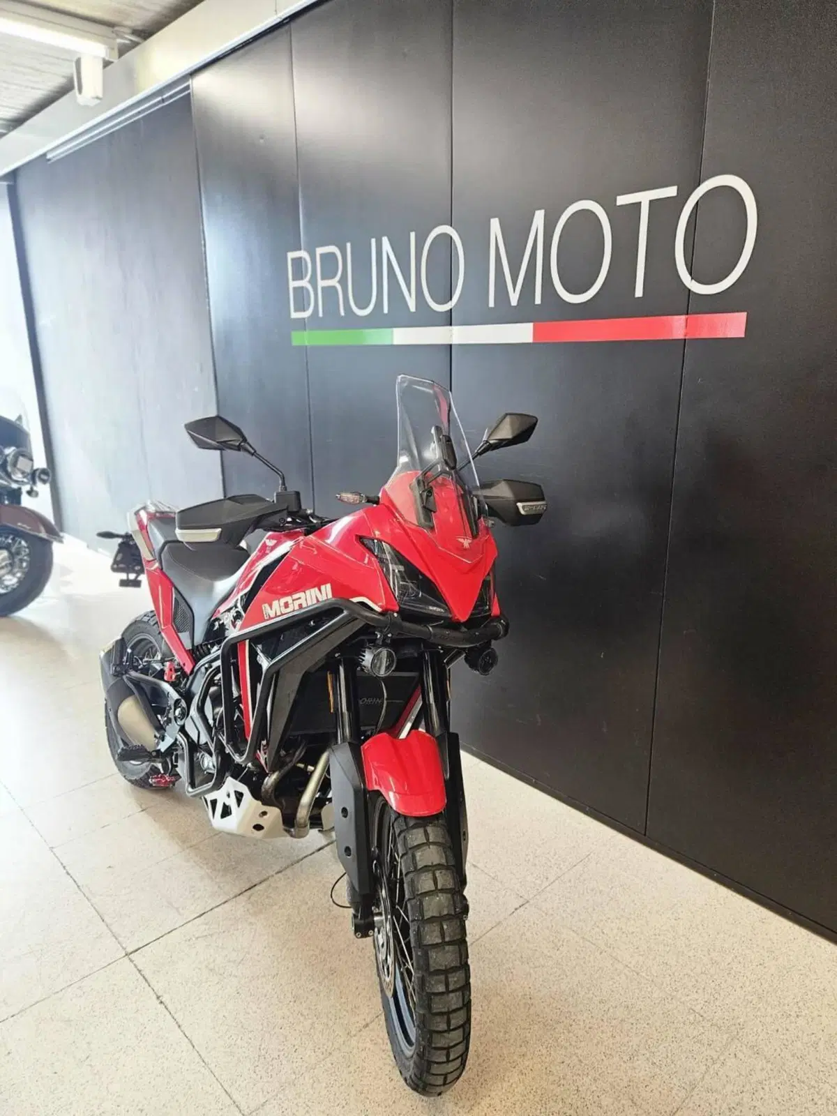 Moto Morini X-Cape 650 (2021 - 26) (2)