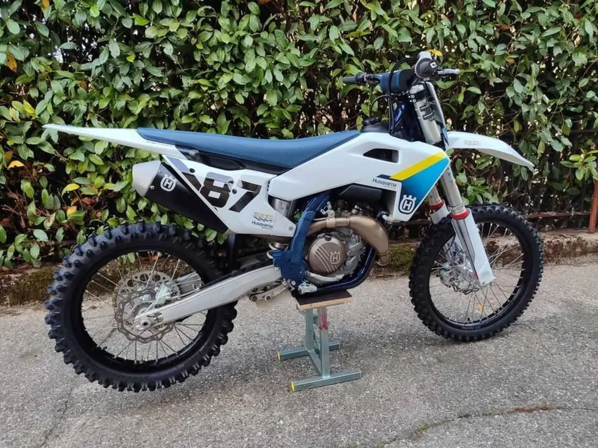 Husqvarna FC 450 (2025)