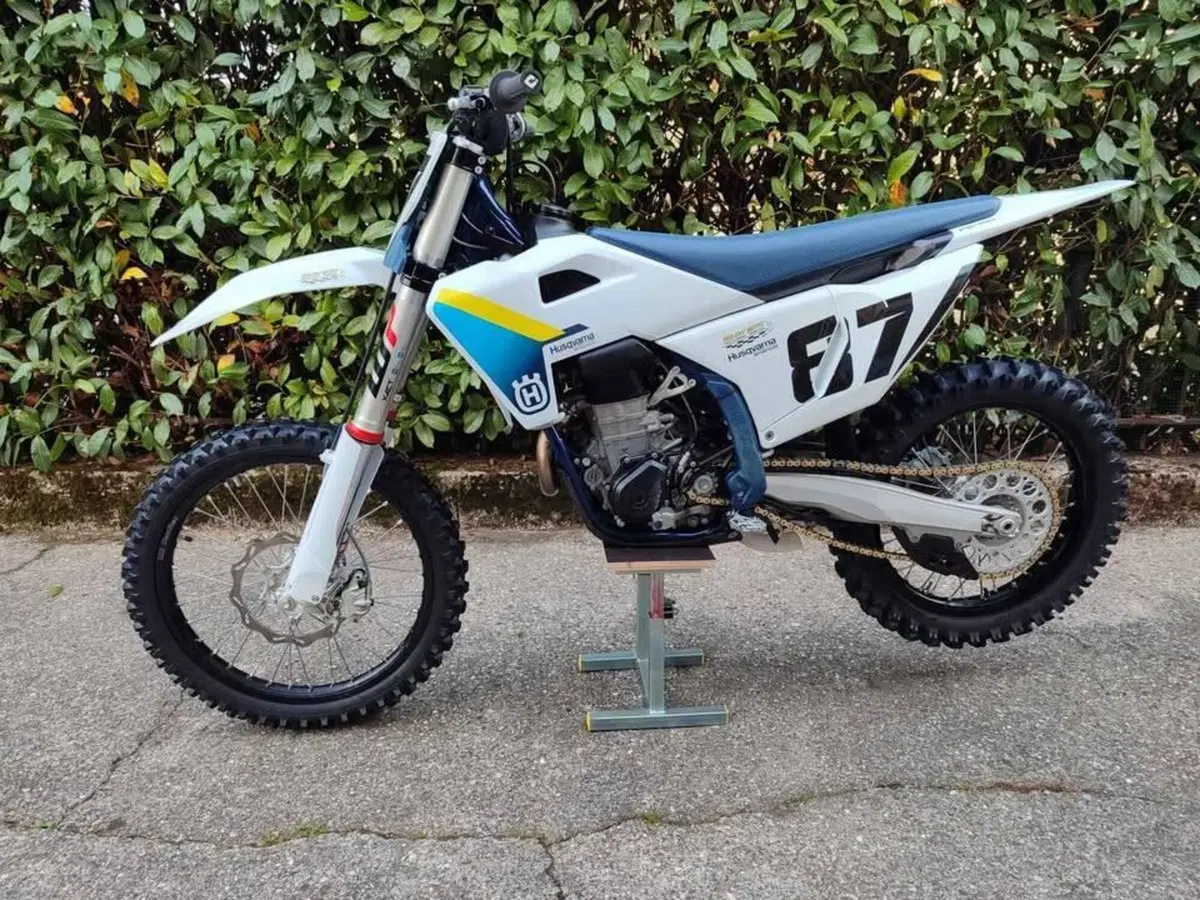 Husqvarna FC 450 (2025) (6)