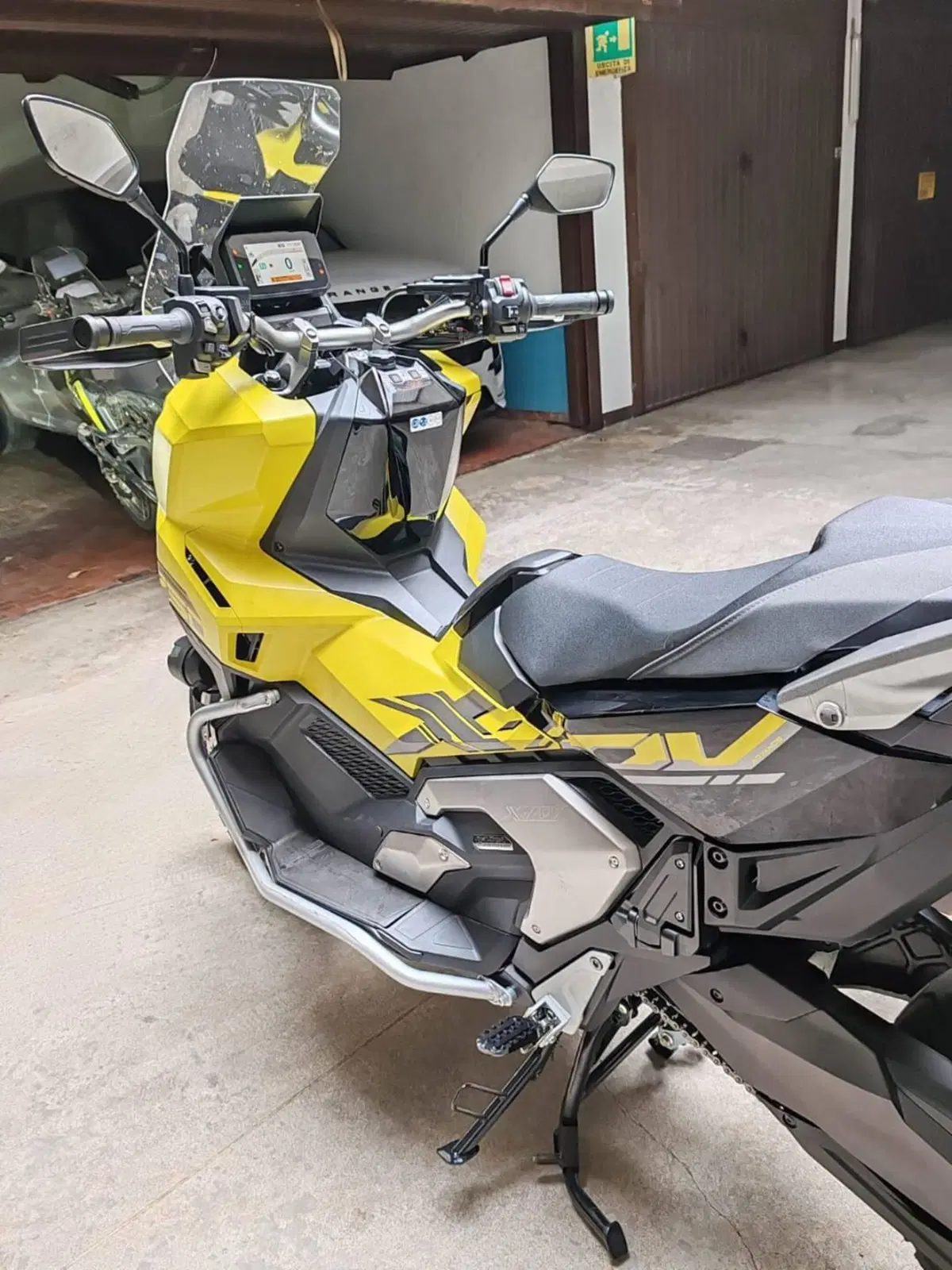 Honda X-ADV 750 Adventure (2025 - 26) (11)