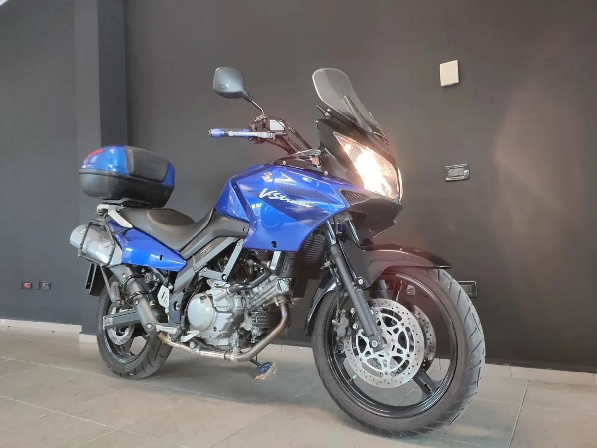 Suzuki V-Strom 650DL (2004 - 06) (3)