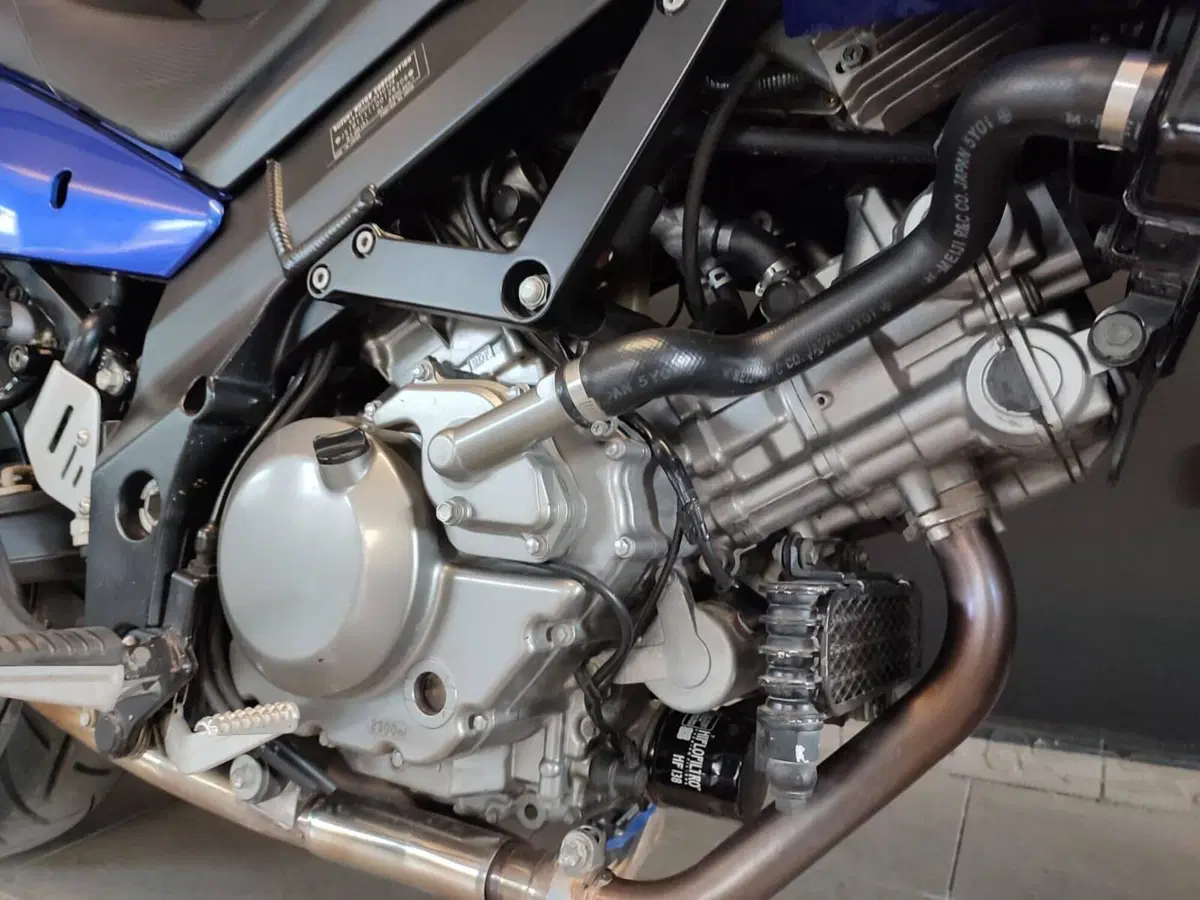 Suzuki V-Strom 650DL (2004 - 06) (5)