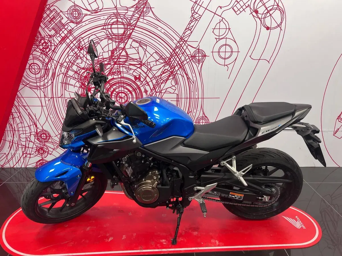 Honda CB 500 F (2021) (7)