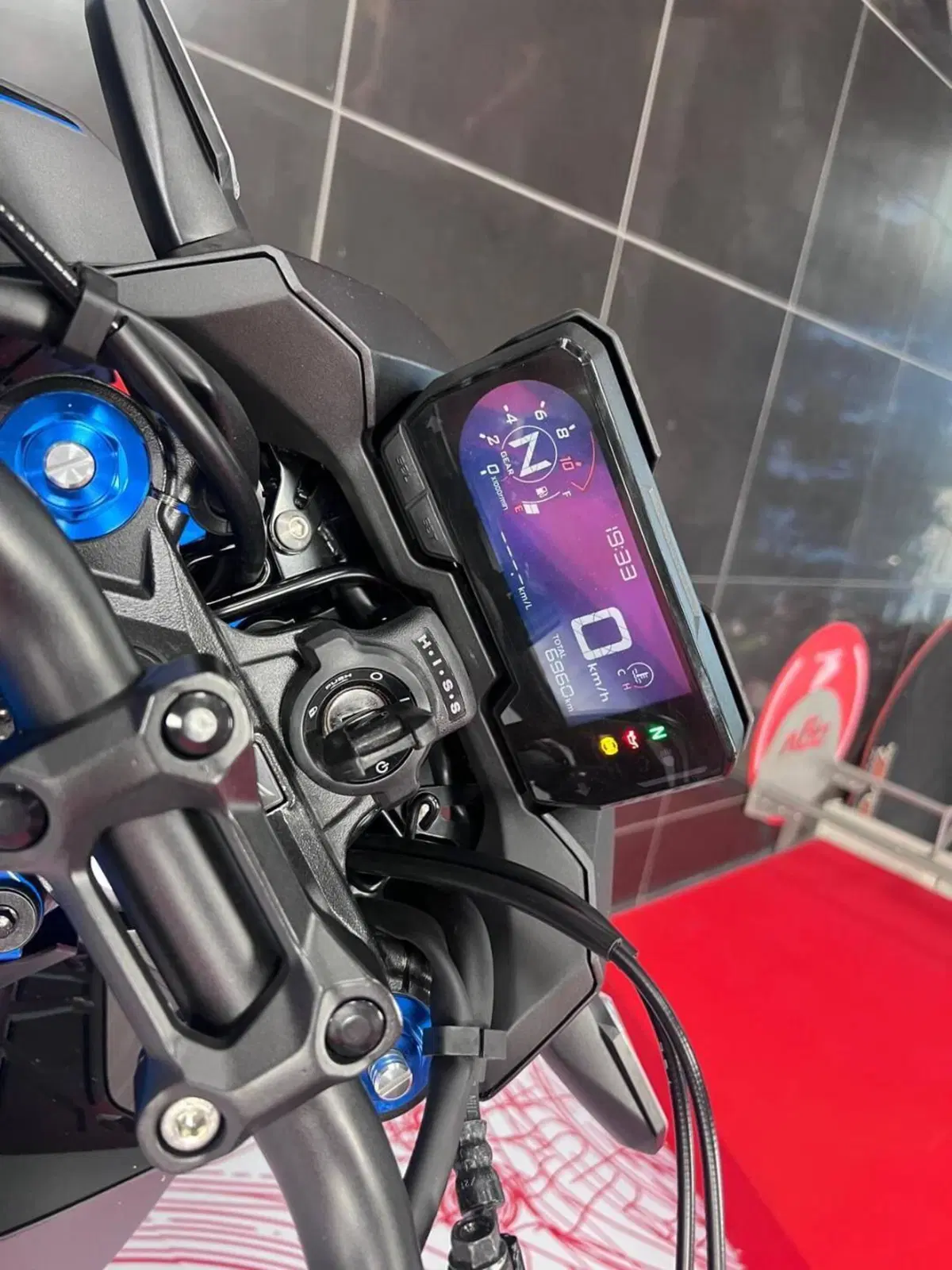 Honda CB 500 F (2021) (9)