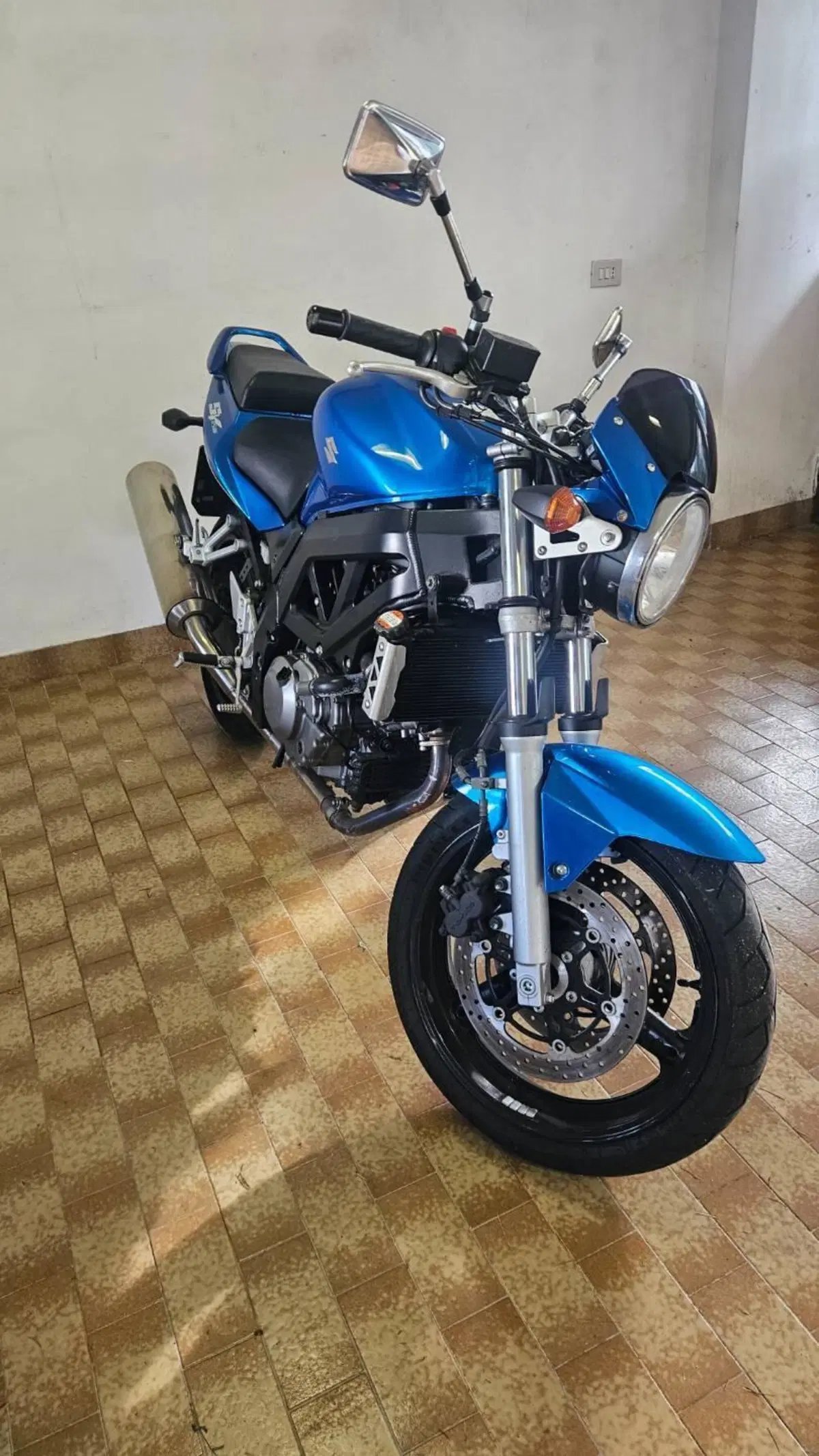 Suzuki SV 650 (2006 - 11) (4)