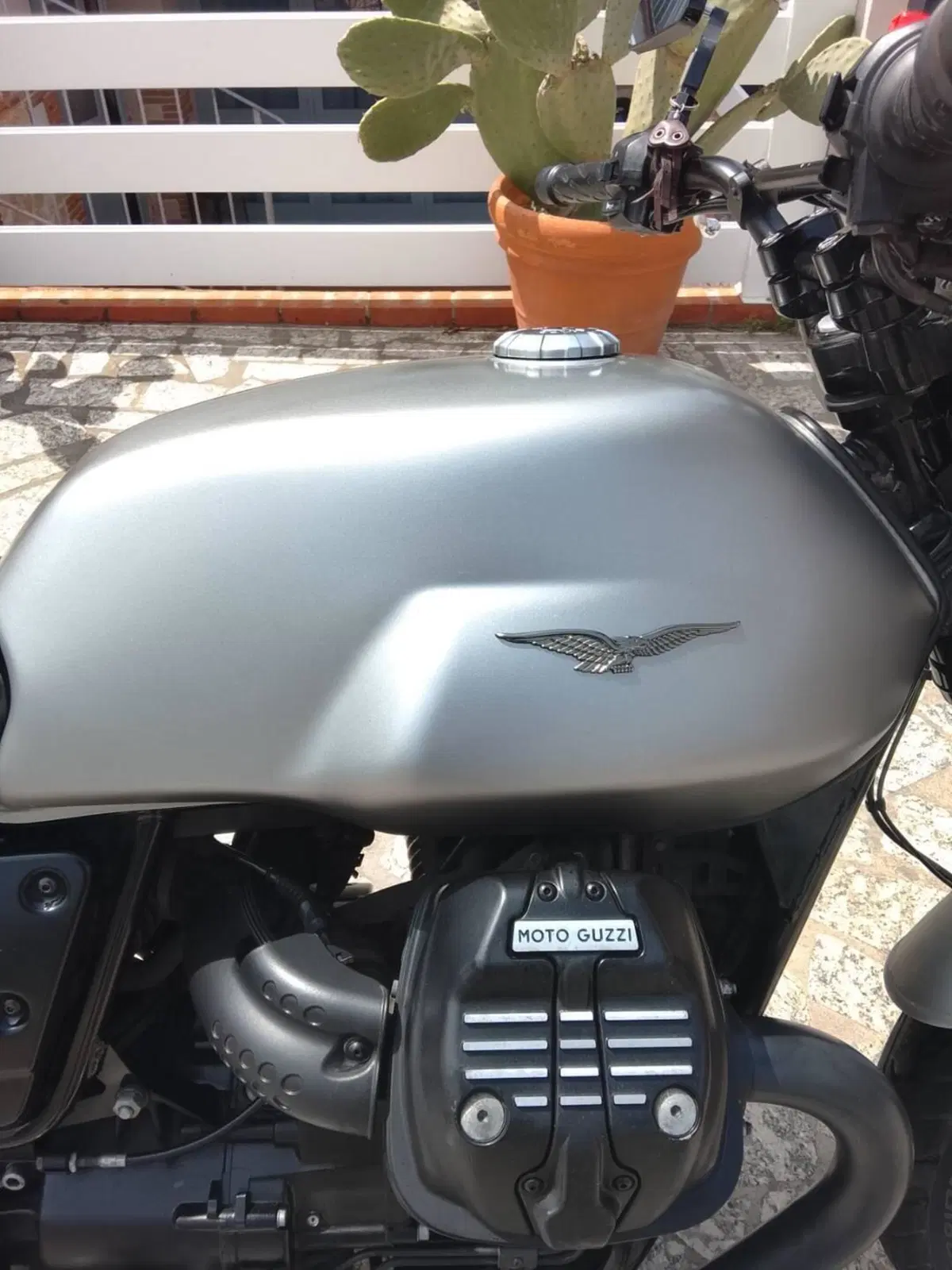 Moto Guzzi V7 III Rough (2018 - 20) (10)