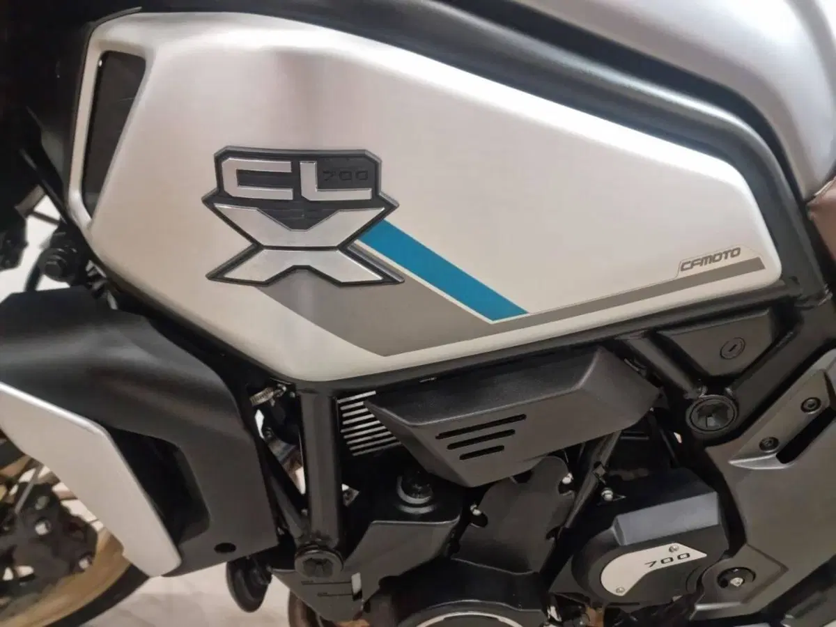 CFMOTO 700CL-X Heritage (2021 - 26) (5)