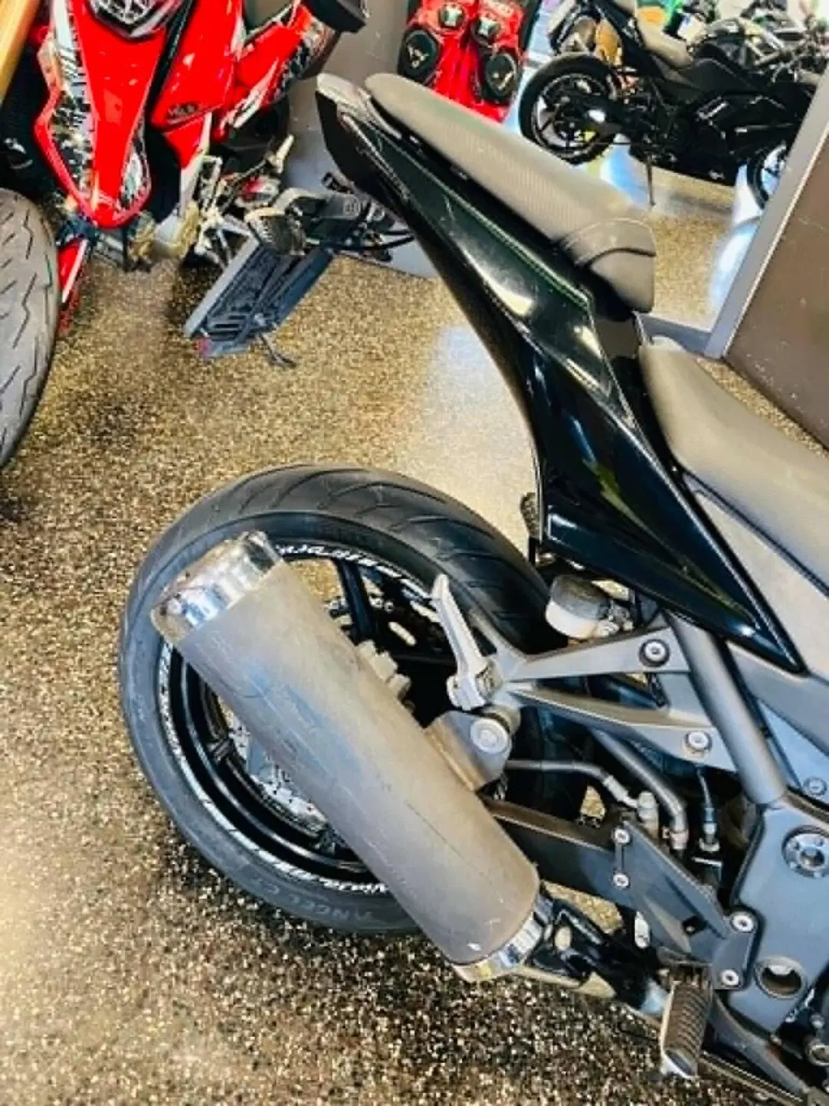 Kawasaki Ninja 250 R (2007 - 13) (5)