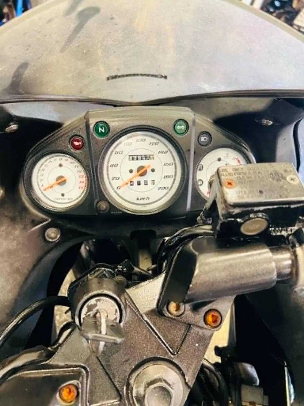 Kawasaki Ninja 250 R (2007 - 13) (10)