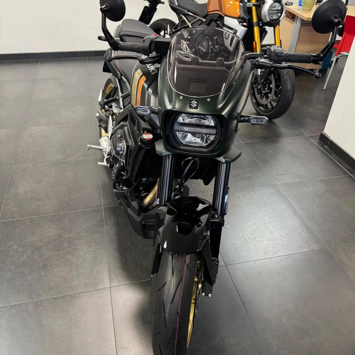 Suzuki GSX-8TT (2025 - 26) (6)